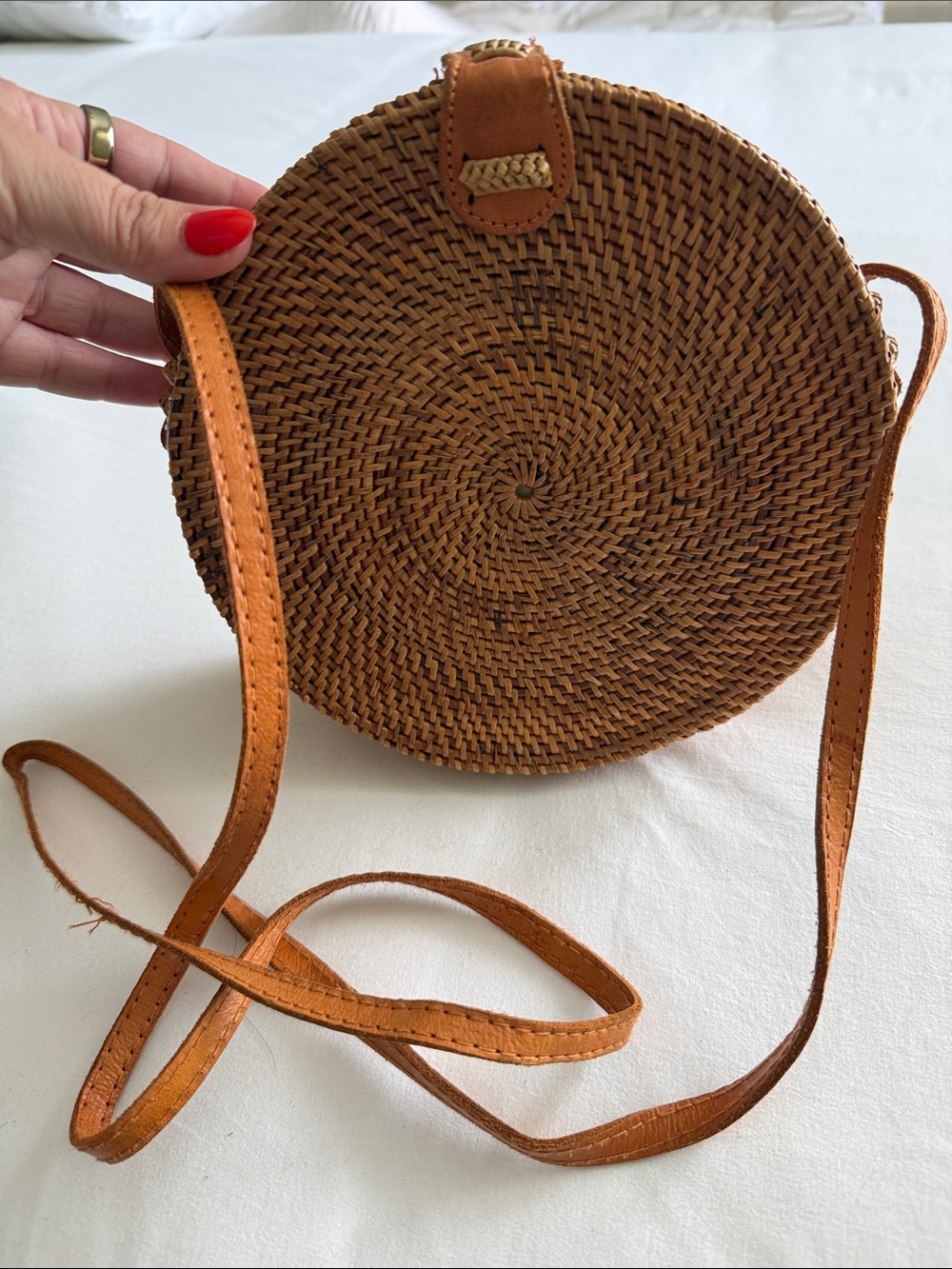 Woven Round Crossbody Bag in Tan